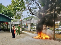 TRẠM Y TẾ PHƯỜNG THANH LIỆT TẬP HUẤN NGHIỆP VỤ PCCC VÀ CNCH