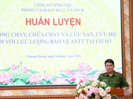 Chương Dương: hơn 100 người thuộc lực lượng bảo vệ an ninh trật tự cơ sở tập huấn phòng cháy, chữa cháy
