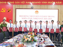 Kỳ họp thứ nhất HĐND xã Bát Tràng khóa XXII, nhiệm kỳ 2026–2031 thành công tốt đẹp