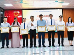 Hoà Xá tổng kết công tác bầu cử khen thưởng 103 tập thể, cá nhân