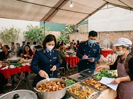 Hoài Đức tăng cường kiểm soát an toàn thực phẩm tại các bữa cỗ đông người năm 2026