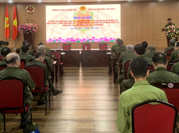 Công an phường Cầu Giấy tổ chức Hội nghị tuyên truyền, đào tạo, huấn luyện công tác quản lý, sử dụng vũ khí, công cụ hỗ trợ cho lực lượng tham gia bảo vệ ANTT trên địa bàn phường