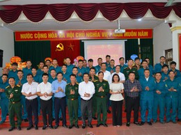 Xã Hát Môn gặp mặt truyền thống kỷ niệm 91 năm Ngày Dân quân tự vệ Việt Nam