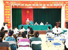 DÂN HÒA: TỔ CHỨC HỌP DÂN TẠI THÔN TRUNG HÒA VỀ DỰ ÁN KHU ĐÔ THỊ THỂ THAO OLYMPIC