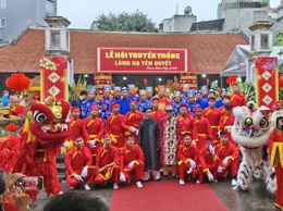 Lễ hội truyền thống làng Hạ Yên Quyết: Rộn ràng trước giờ Rước Thánh Phụng nghênh
