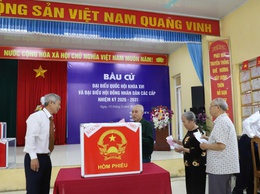 Xã Hồng Vân nhiều tập thể, cá nhân được khen thưởng trong công tác bầu cử