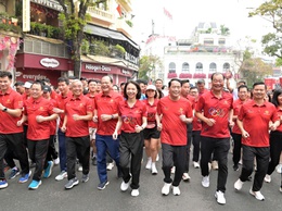 Hơn 17.000 người tham gia “Ngày chạy Olympic 2026: Vì sức khỏe toàn dân - Vì an ninh Tổ quốc”