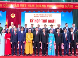 Kỳ họp thứ nhất HĐND xã Hương Sơn: Kiện toàn bộ máy, đặt nền tảng cho nhiệm kỳ mới