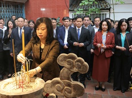 Ngành Y tế dâng hương tưởng nhớ cuộc đời, sự nghiệp của các Đại danh y tại Y miếu Thăng Long