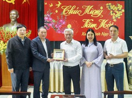 Đoàn đại biểu phường Đại Mỗ tổ chức lễ báo công dâng Bác tại Khu di tích K9 - Đá Chông (Ba Vì - Hà Nội)