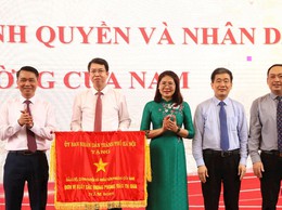 Phường Cửa Nam nhận Cờ đơn vị xuất sắc phong trào thi đua thành phố Hà Nội năm 2025