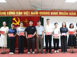 Trung tâm Chính trị phường Chương Mỹ bế giảng lớp bồi dưỡng lý luận chính trị cho đảng viên mới khóa I năm 2026