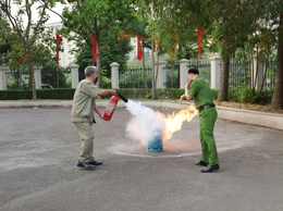 Phường Yên Sở tổ chức hội nghị tuyên truyền, tập huấn nghiệp vụ về PCCC&CNCH cho lực lượng bảo vệ an ninh trật tự tại cơ sở và lực lượng thuộc BCH Quân sự trên địa bàn phường Yên Sở năm 2026