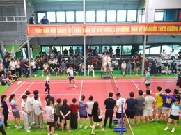 Gần 100 cặp vận động viên tham gia Giải cầu lông chùa Liên Trì mở rộng kết thúc thành công tốt đẹp.