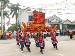 LỄ HỘI TRUYỀN THỐNG ĐÌNH LÀNG THÔN BA NHÀ