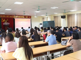 Xuân Mai: Học viên dự Lễ bế giảng lớp bồi dưỡng lý luận chính trị cho đảng viên mới khóa I năm 2026