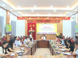 UBND xã Phúc Lộc tổ chức Hội nghị làm việc với các trường học trên địa bàn xã về công tác an toàn thực phẩm