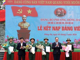 Phường Đống Đa gặp mặt, động viên thanh niên lên đường nhập ngũ