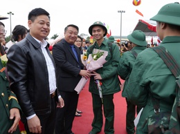 Trang trọng Lễ giao- nhận quân năm 2026 tại điểm giao quân xã Thanh Oai