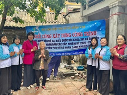 Hội Liên hiệp Phụ nữ xã Hồng Vân khởi công xây dựng công trình vệ sinh cho phụ nữ có hoàn cảnh khó khăn 