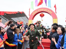 Xã Hòa Phú tiễn chân 45 nam thanh niên lên đường nhập ngũ 2026