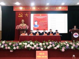 Ứng cử viên đại biểu HĐND phường Long Biên tiếp xúc cử tri tại đơn vị bầu cử số 01