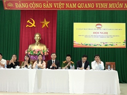 Ứng cử viên đại biểu HĐND xã Mỹ Đức (Đơn vị bầu cử số 5) tiếp xúc cư tri