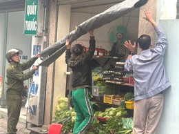 Xã Bát Tràng ra quân lập lại trật tự đô thị khu vực Chợ Bún