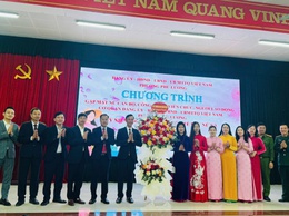 Phường Phú Lương chúc mừng ngày Quốc tế Phụ nữ 8/3