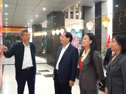 Trưởng ban Tuyên giáo và Dân vận Thành ủy Hà Nội Nguyễn Doãn Toản kiểm tra công tác chuẩn bị bầu cử tại xã An Khánh