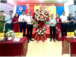 Xã Nội Bài tri ân các thế hệ thầy thuốc, khẳng định quyết tâm nâng cao chất lượng y tế cơ sở