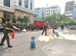 Cầu Giấy: Nâng cao nghiệp vụ phòng cháy cho lực lượng an ninh trật tự cơ sở