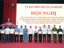 Xã An Khánh khen thưởng 14 tập thể và 22 cá nhân có thành tích xuất sắc trong công tác tuyển chọn, gọi công dân nhập ngũ, thực hiện nghĩa vụ tham gia công an nhân dân năm 2026