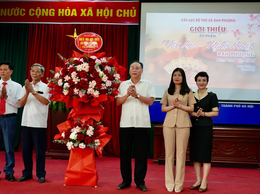 Câu lạc bộ Thơ xã Đan Phượng giới thiệu ấn phẩm Văn học Nghệ thuật Đan Phượng Xuân Bính Ngọ 2026.