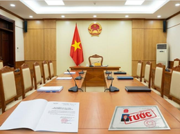 Từ 18-5, chủ tịch UBND cấp xã được quyền tước, đình chỉ chứng chỉ hành nghề luật sư