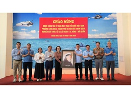 Ủy ban MTTQ Việt Nam phường Long Biên tổ chức chương trình về nguồn tuyên truyền biển, đảo quê hương tại Quảng Ninh