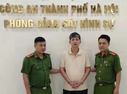 Hà Nội: Khởi tố người đỗ ô tô chắn barie, gây rối tại chung cư Hinode