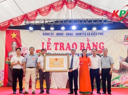 Lễ đón nhận bằng công nhận di tích lịch sử văn hóa cấp Thành phố Đình Cấn Giang- thôn Cây Chay