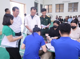 Xã Hòa Phú tổ chức đăng ký nghĩa vụ quân sự lần đầu đối với nam công dân đủ 17 tuổi; đăng ký nữ dân quân tự vệ năm 2026