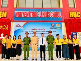 XÃ HƯNG ĐẠO TĂNG CƯỜNG TUYÊN TRUYỀN PHÁP LUẬT VỀ TRẬT TỰ, AN TOÀN GIAO THÔNG VÀ PHÒNG NGỪA TỘI PHẠM TRONG HỌC SINH