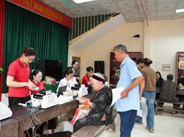 Xã Hồng Vân chi trả tiền bồi thường dự án khu đô thị thể thao Olympic