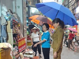 HỘI LIÊN HIỆP PHỤ NỮ PHƯỜNG LÁNG PHÁT HUY VAI TRÒ TRONG XÂY DỰNG TUYẾN PHỐ TỰ QUẢN SỐ 10 HOÀNG NGỌC PHÁCH