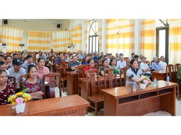 HỘI NÔNG DÂN XÃ HƯNG ĐẠO PHỐI HỢP CÔNG AN XÃ HƯNG ĐẠO TỔ CHỨC TẬP HUẤN TUYÊN TRUYỀN LUẬT AN NINH MẠNG