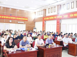 Phường Phú Thượng tiếp sóng Hội nghị toàn quốc quán triệt Nghị quyết Trung ương khóa XIV và triển khai chương trình hành động của Thành ủy Hà Nội