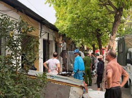 Bát Tràng tăng cường lập lại trật tự đô thị, chỉnh trang khu vực chợ chiều Giang Cao