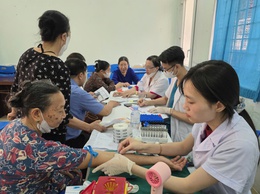 Phường Phú Lương tổ chức khám sức khỏe miễn phí cho Nhân dân toàn phường