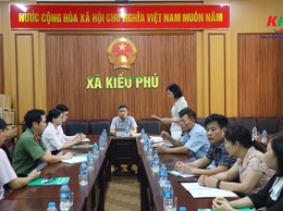 UBND xã Kiều Phú công bố Quyết định thành lập Ban đại diện Hội đồng quản trị Ngân hàng Chính sách xã hội xã và tiến hành họp phiên thứ nhất năm 2026.