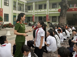 Phòng chống thuốc lá học đường