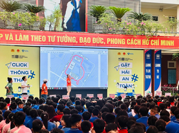 HÀNH TRÌNH 1 KM XANH – BÀI HỌC SỐNG ĐỘNG
VỀ TRÁCH NHIỆM VỚI MÔI  TRƯỜNG  TẠI TRƯỜNG THCS NGUYỄN DU