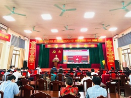 Cán bộ, đảng viên xã Hồng Vân tích cực học tập, quán triệt Nghị quyết Trung ương 2 (khóa XIV)